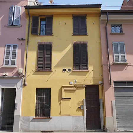 Guesthost - Comfy Flat X3 Near The Center Appartamento Piacenza